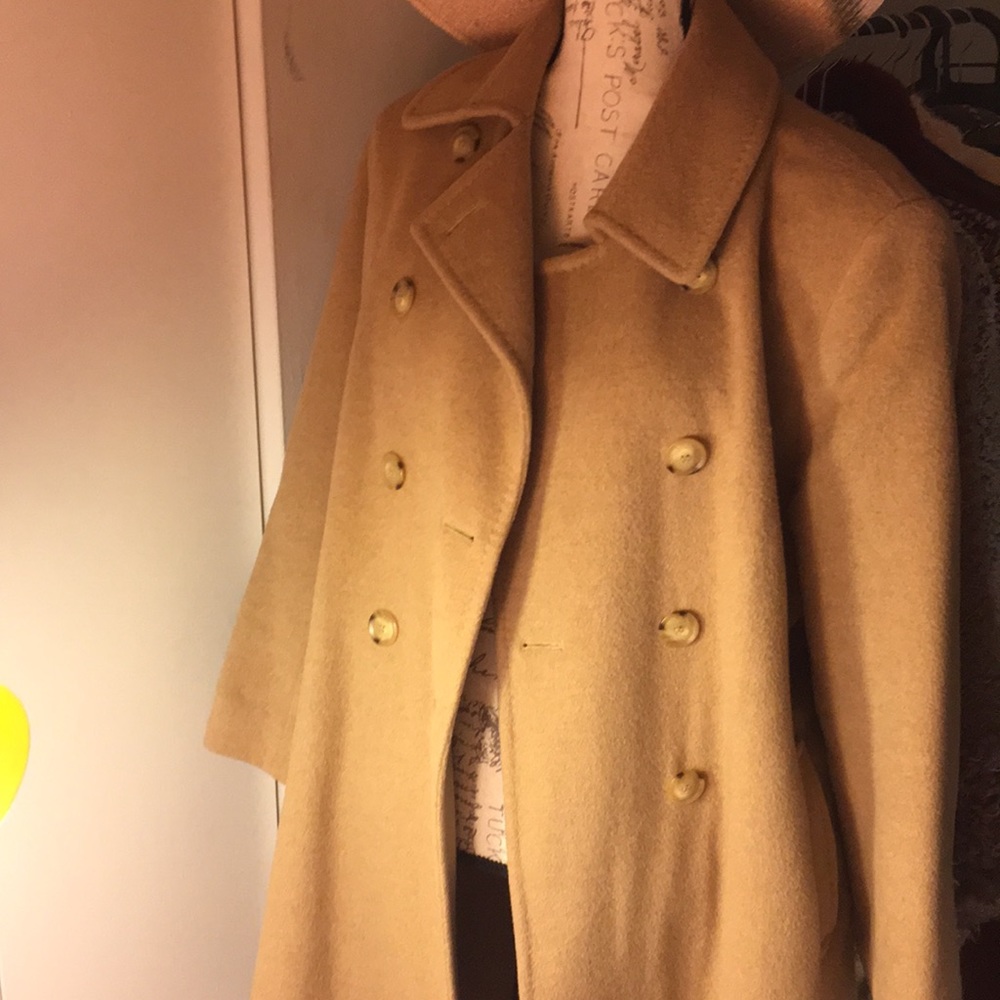 Camel wool coat trench Sell it as i gained weight